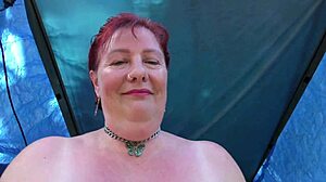 i'm that trashy kiwi milf putting on a blatant public display at the local holiday park trailer