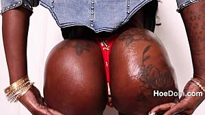 Ebony Queen Pleasure Machine - Ebony Mystique Hoedom