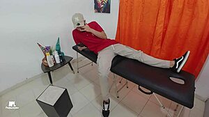 masajista de gran polla folla el gran culo de clienta cachonda parte 1