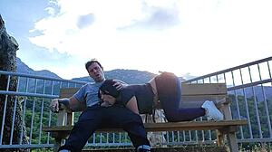 se la chupo al desconocido en la montaña like a crazy wet latina teen