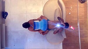 Seja sincero vc deixaria a sua esposa transar com um comedor com uma caceta desse tamanho!