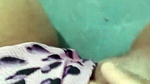 Pov Bucetuda Novinha Tocando Sua Buceta Grande e Carnuda Com Shortinho da Minnie Geme Gostoso Enquanto Se Deda Com Muito Tesão