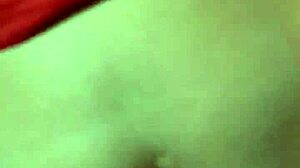 Mi vecina acaba de terminar con su novio y me llama para retos que terminan en follada casera real latina!