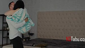 Whoa, this big butt hotwife cheats with anal assfucking one last time before staying faithful to her husband 😈