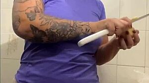 que vontade de dar o cu hoje, exibindo tudo na rua?