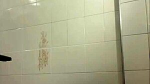 que vontade de dar o cu hoje, exibindo tudo na rua?