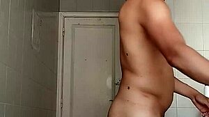 Delicious guy, why drink and shave that big dick so sexy?