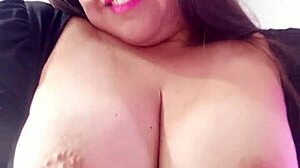 I feel so aroused as this Colombian Latina aunt masturbates her giant cameltoe for her nephew in marked leggings