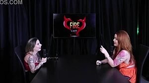 Ruiva safada flashes huge tits after sharing exhibitionist past, no menage yet, joined casa das pimentinhas for carnival samba in unusual spot - isadora closel!