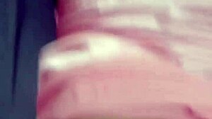 bokep indonesia di ajak mampir kerumah sama tetangga saat suaminya pergi mancing.