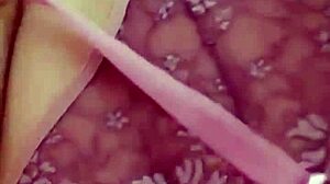 Aurora rides Hunter666's cock wildly?