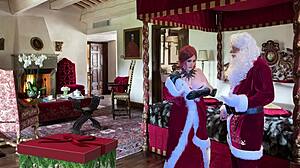 Granny Carmen Claus As Santa's Favorite Love Toy Gets Missionary Fucked To Creampie In Homemade Pov