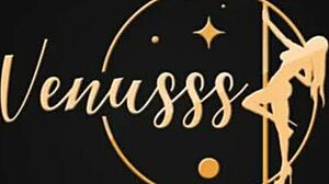 novata gatinha chupando seu primeiro bbc em seu primeiro porno amador - loupan e venus