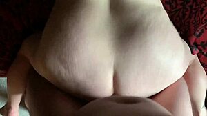 Sexy amateur BBW bent over throwing fat ass back in homemade doggystyle