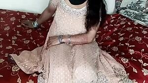 Hindi chudai xxx stepsister's friend gets rough anal doggystyle from muslim stepbrother!