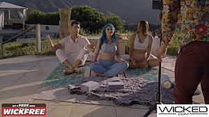 Bonneyuwu stuffs canicas into tight wet pussy on bed as cute blonde teen in homemade video