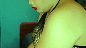 What Makes This Pregnant Pussy So Irresistibly Nice?