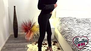 I met Laura the sexy 34-year-old Italian brunette