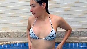 compilado de sexo boquete e exibicionismo na piscina com esposa heyya