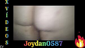 esposa casually showed off her big ass and pussy while taking a bath as bold beauty wife