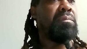 Waking Up Next to My Old-School Buddy Cubby Feels So Loving