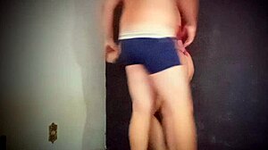 Brazilian blonde wife gets homemade blowbang from husband after sucking him off. Amateur latina bangs hard in intense session.