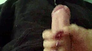 Masturbação Oral E Carinho Nas Bolas Do Wellington Prado Usando Mascara De Halloween