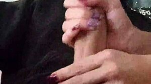 Masturbação Oral E Carinho Nas Bolas Do Wellington Prado Usando Mascara De Halloween