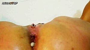 Arrombando o cu da milf casada - chegou em casa com o cu arrombado!