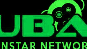 diamond shows off her curves in a purple corset