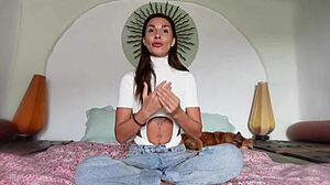 Why choose foreskin or circumcised penises in this tutorial with Roxy Fox?