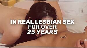 Gypsy milf facesits and tribs with young small tits lesbian in fingering session