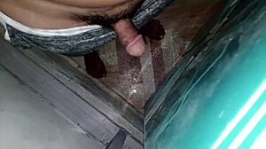 Pinoy guy jerks his hairy cock until creampie explosion 😏
