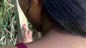 Oh yeah! Horny novinha agrees to fuck in the mato terrain!