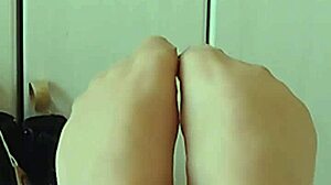 do you like my feet in pantyhose? come worship them now