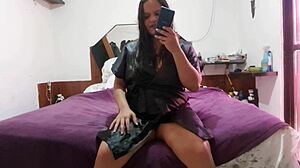 I love married men they make my big ass and pussy so wet