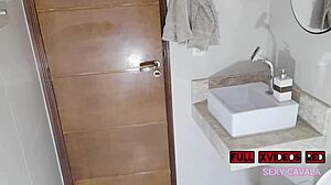 me fodeu no banheiro da festa em familia chupei o pau dele engasguei muito brazilian