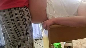 Amateur Big Ass Close Up Fuck on Office Desk with Huge Cum on Ass