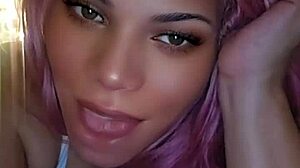 Camgirl angelg shows off sexy babe moves