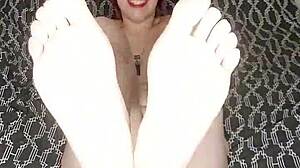 Redhead latina guides you through feet fetish joi until cum covers her soles