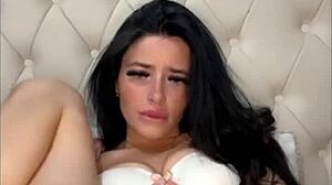 american exchange student enjoys solo session