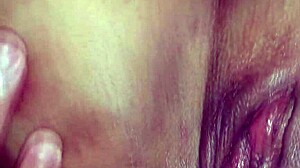 Casada With Amante Mamando In Front Of Husband Who Caresses While Watching The Blowjob