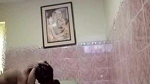 me encontré con mi ex y nos fuimos a pasar tiempo juntos mientras esperaba en casa