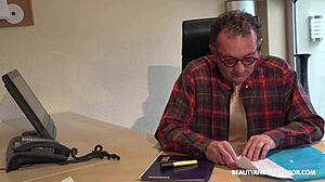 sir, i really need to give this blowjob and get fucked hard in casting interview