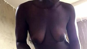 The crazy bitch spent the whole day having fun with big ass dirty talk and gaping while being broke.