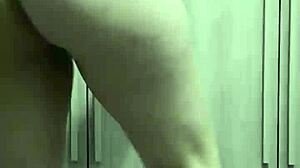 rebolando in lingerie with big ass and boobs shaking!