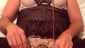 enjoying a pissing game session