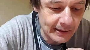 What makes this angel's love so captivating in chapter 02?