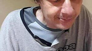 What makes this angel's love so captivating in chapter 02?