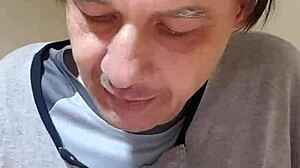 What makes this angel's love so captivating in chapter 02?